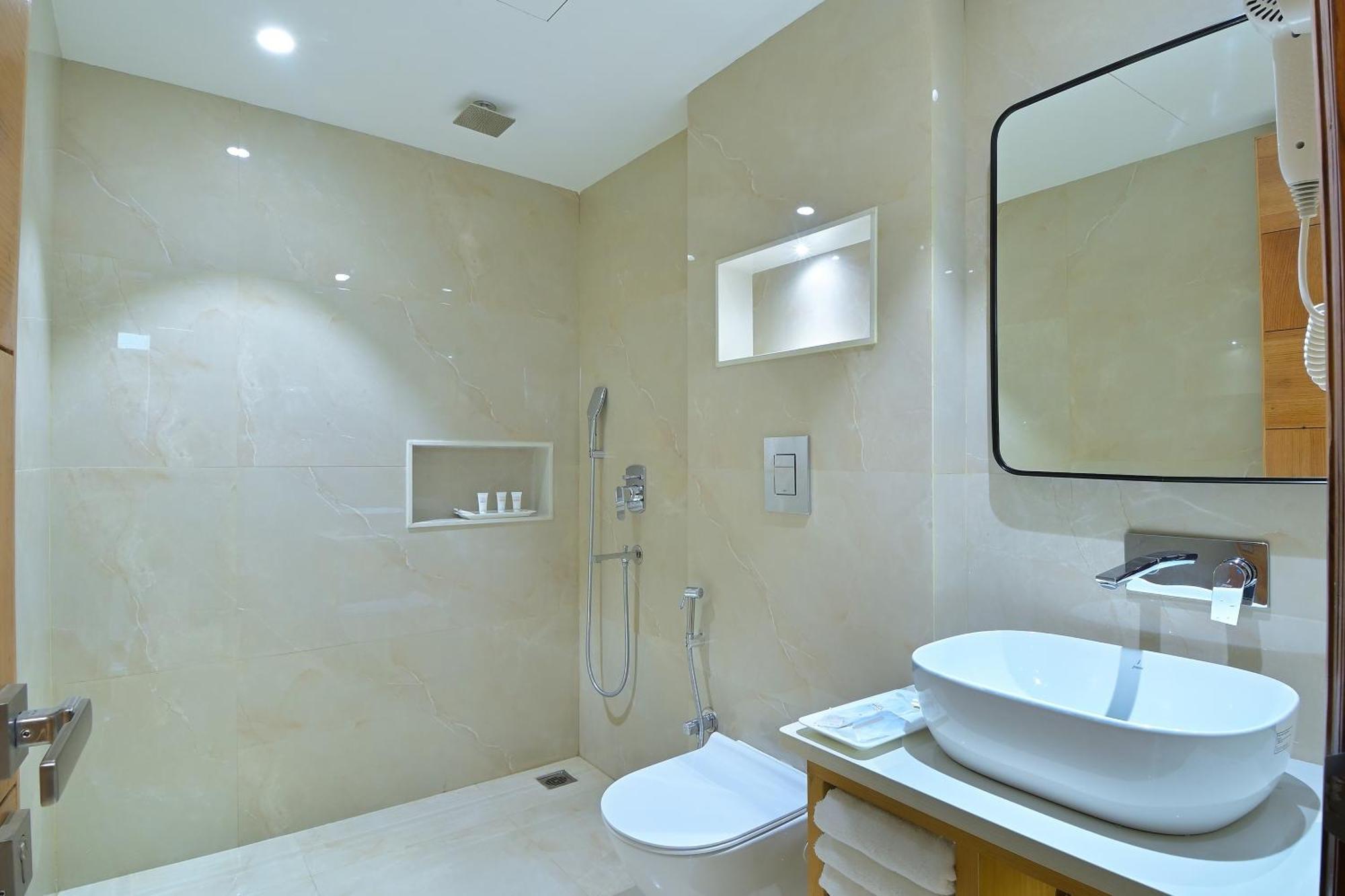 Hotel Shandon-2 Mins From Connaught Place Nova Deli Exterior foto